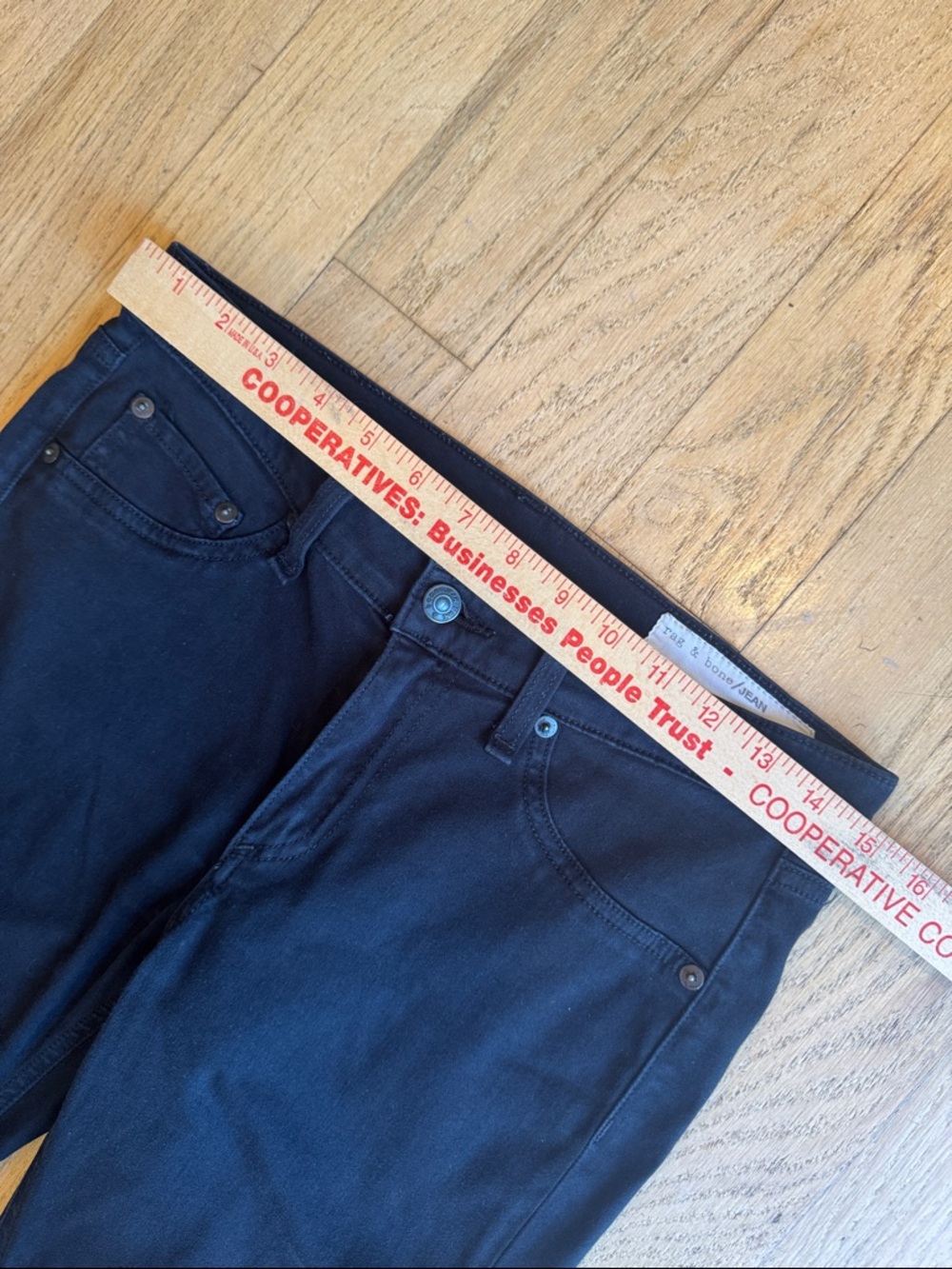 Rag and Bone black leggings. Women’s size 28 - Picture 9 of 10